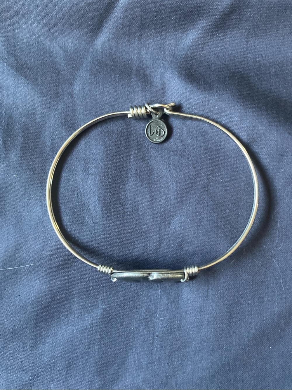 Elephant Bangle - Picture 2 of 3